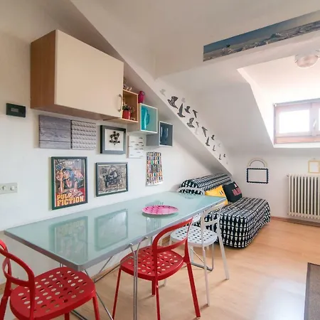 Cozy Flat Close To The Lake Apartment *