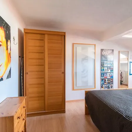 Cozy Flat Close To The Lake *