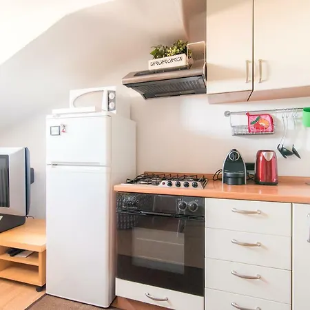 Cozy Flat Close To The Lake Apartment Como